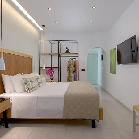 Hotel Nirvana Theológos