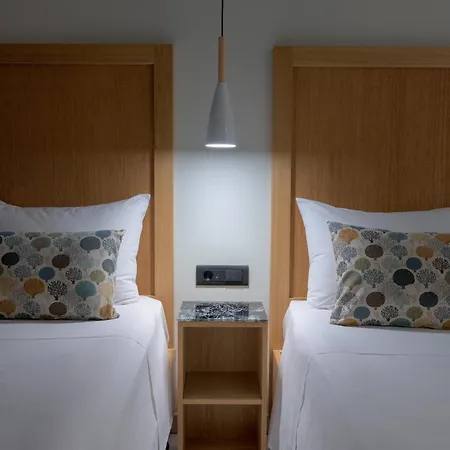 Nirvana 3* Theológos