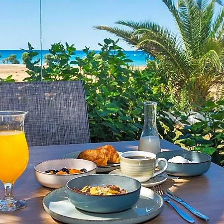 Nirvana Hotel 3*