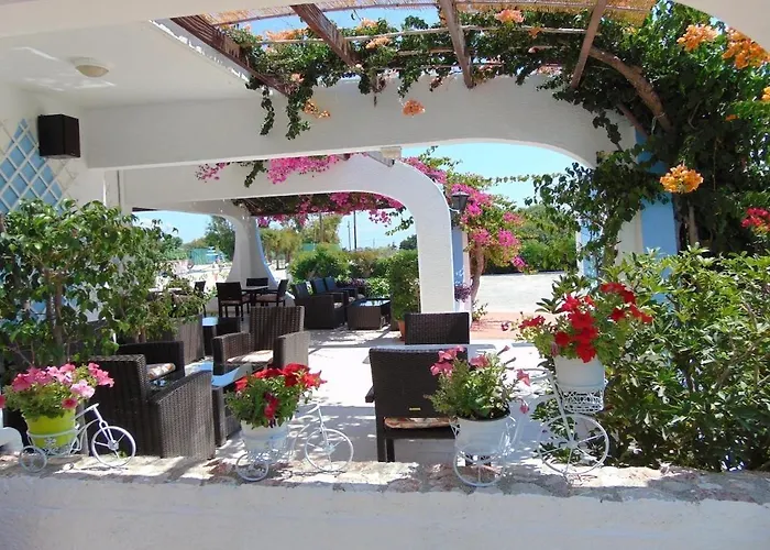 Hotel Nirvana Theológos