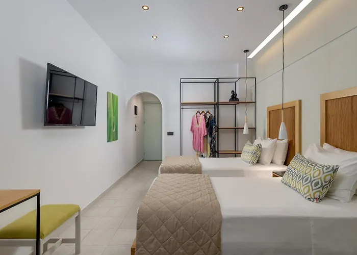 Nirvana 3* Theológos