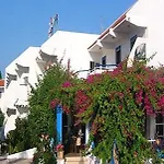 尼瓦纳海滩酒店 酒店 3*