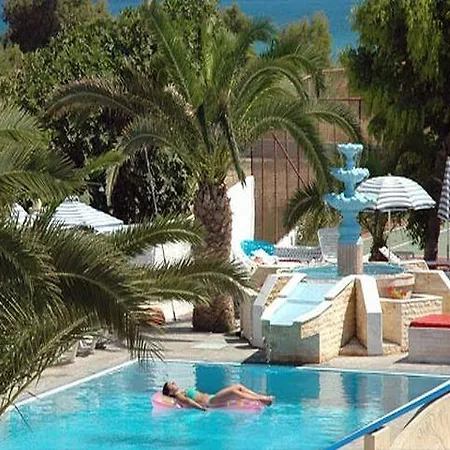 Nirvana Hotell Theológos